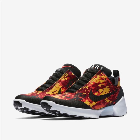 nike hyperadapt team red